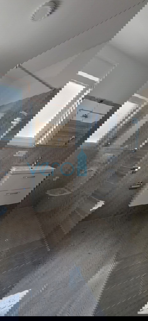 Isola di Krk, Njivice, appartamento al piano terra 40m2, terrazza, vista, vendita