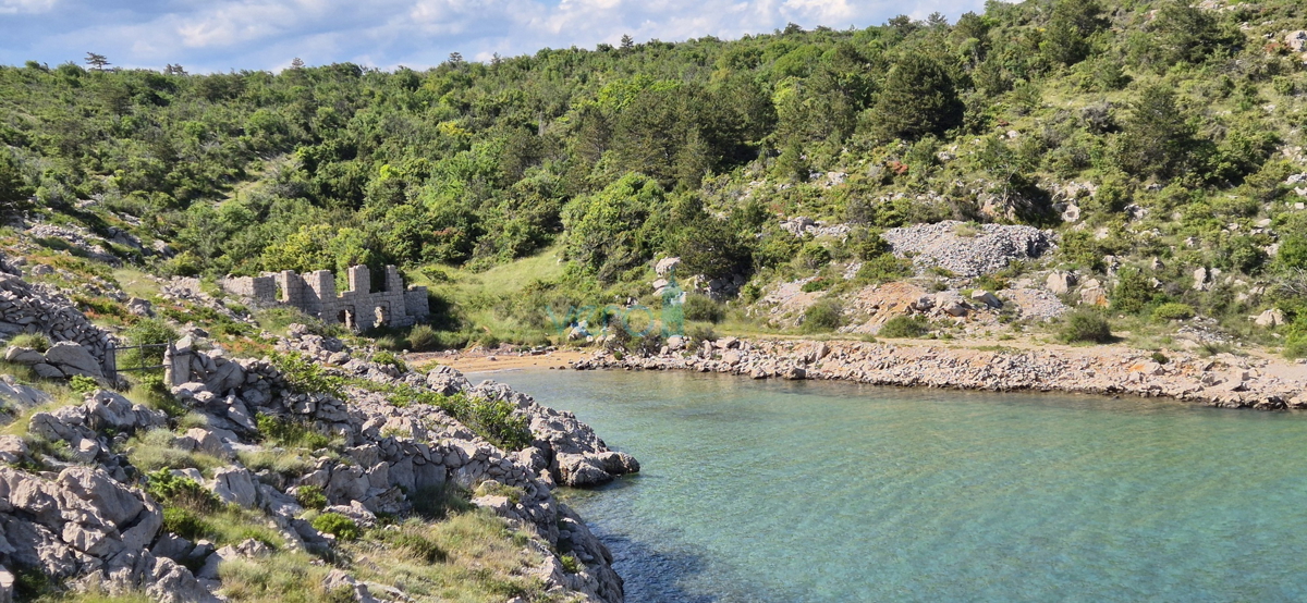 Baia Soline, dintorni, casa in pietra al piano terra, cortile, posizione tranquilla, vista, vendita