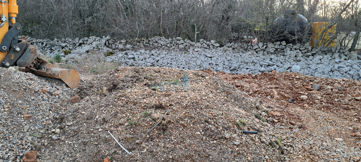 Malinska, periferia, terreno edificabile 1304 m2, vista, vendita