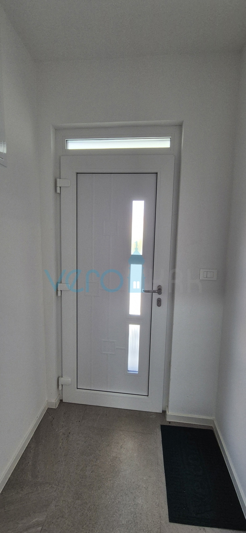 Isola di Krk, Malinska, moderna casa bifamiliare con piscina, giardino, vista, vendita