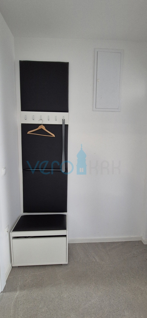 Isola di Krk, Malinska, moderna casa bifamiliare con piscina, giardino, vista, vendita