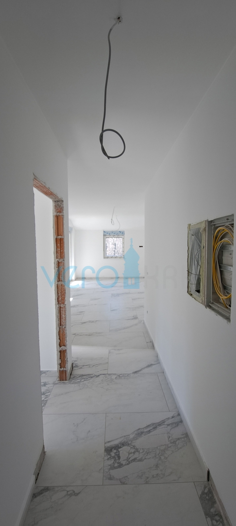 Uvala Soline, isola di Krk, dintorni, appartamento di due locali al 2° piano, terrazza, nuova costruzione, vendita