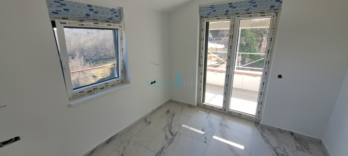 Uvala Soline, isola di Krk, dintorni, appartamento di due locali al 2° piano, terrazza, nuova costruzione, vendita