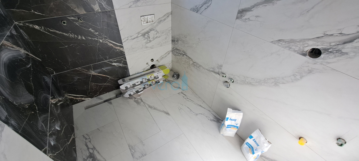 Uvala Soline, isola di Krk, dintorni, appartamento di due locali al 2° piano, terrazza, nuova costruzione, vendita