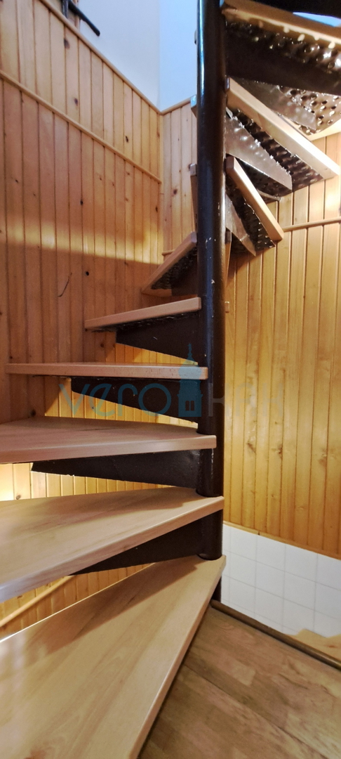 Omišalj, isola di Krk, casa in pietra autoctona a schiera, terrazza, in vendita