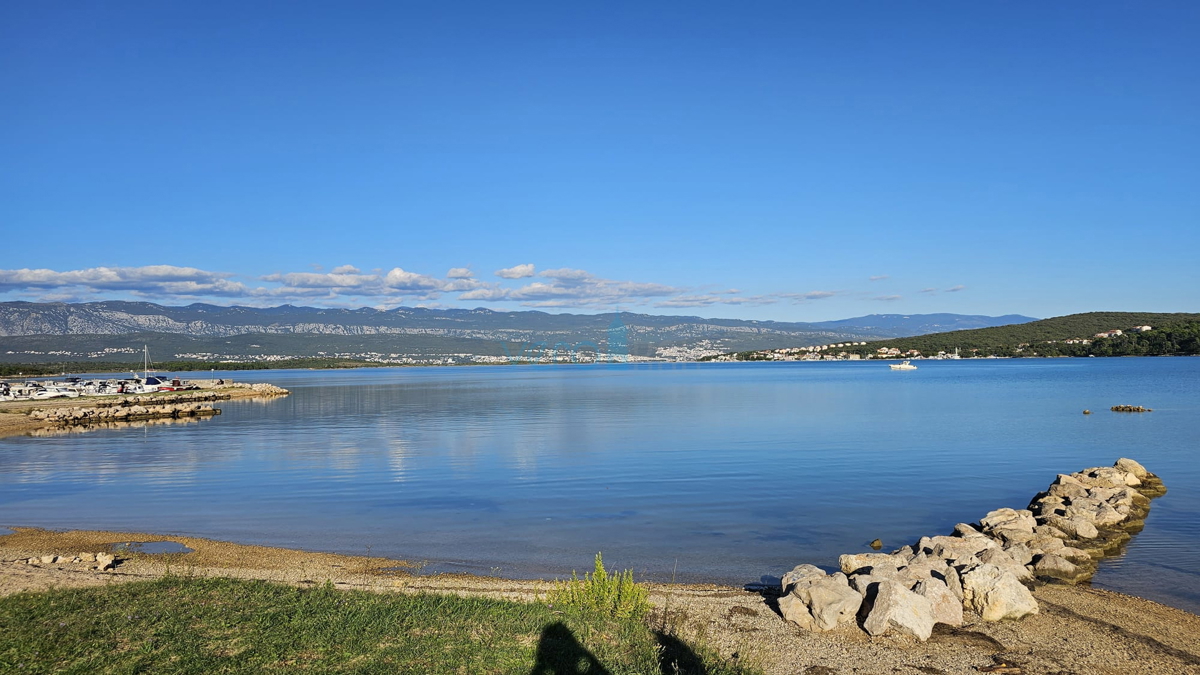 Bai Soline, isola di Krk, appartamento bilocale al piano, vista, nuova costruzione, in vendita