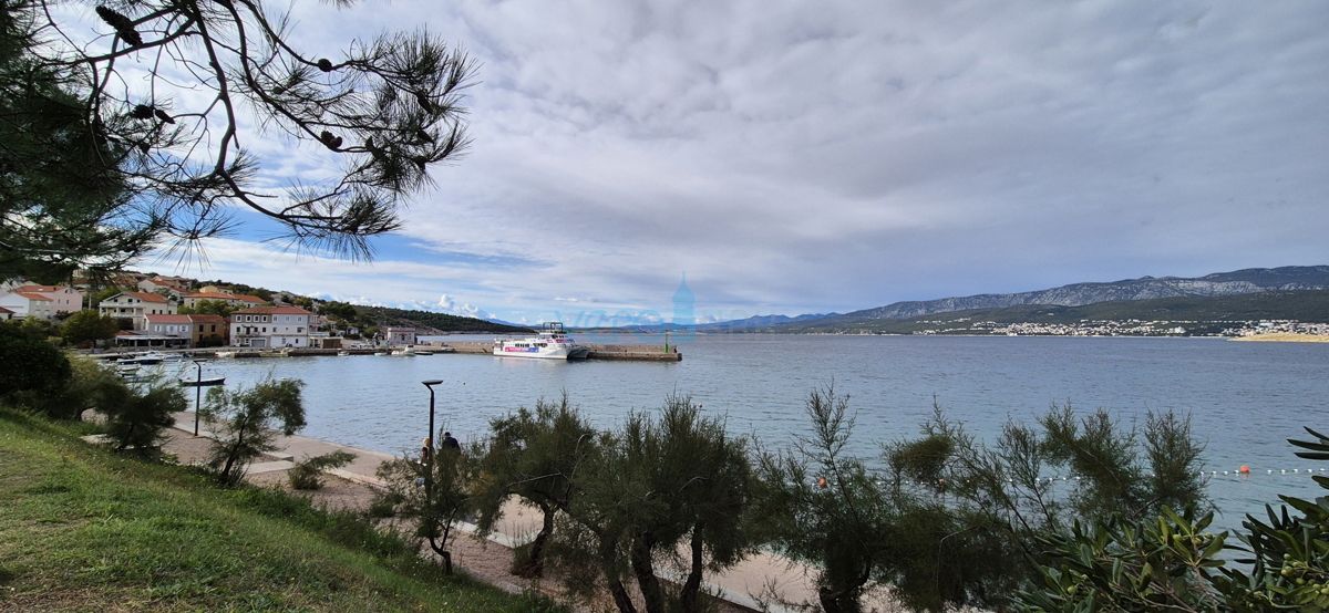 Šilo, isola di Krk, terreno edificabile 504 m2, in vendita