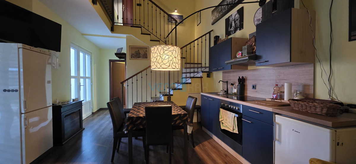 Novi Vinodolski, Bribir, periferia, casa indipendente con garage e terrazza, in vendita