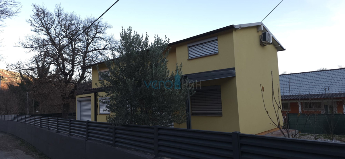 Novi Vinodolski, Bribir, periferia, casa indipendente con garage e terrazza, in vendita