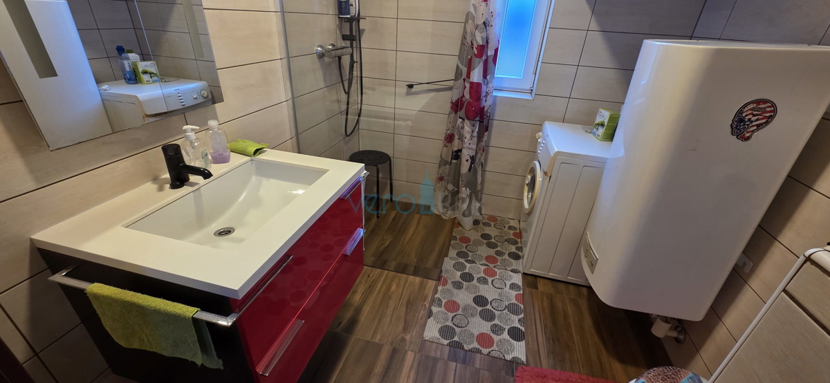 Novi Vinodolski, Bribir, periferia, casa indipendente con garage e terrazza, in vendita