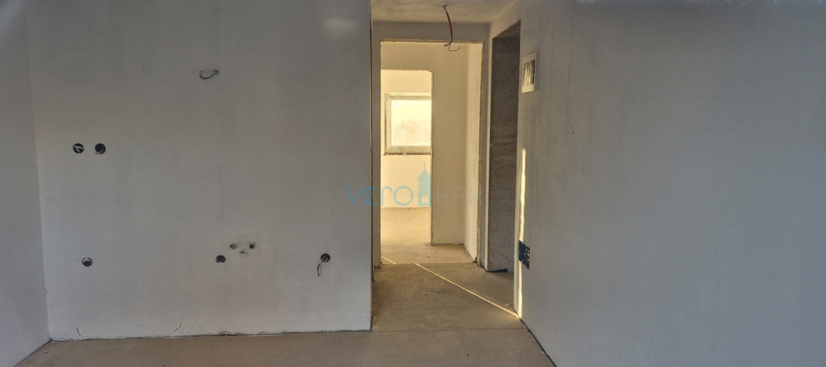 Malinska, otok Krk, villa indipendente con 4 appartamenti, vista, giardino, vendita