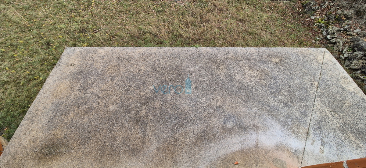 Malinska, otok Krk, villa indipendente con 4 appartamenti, vista, giardino, vendita