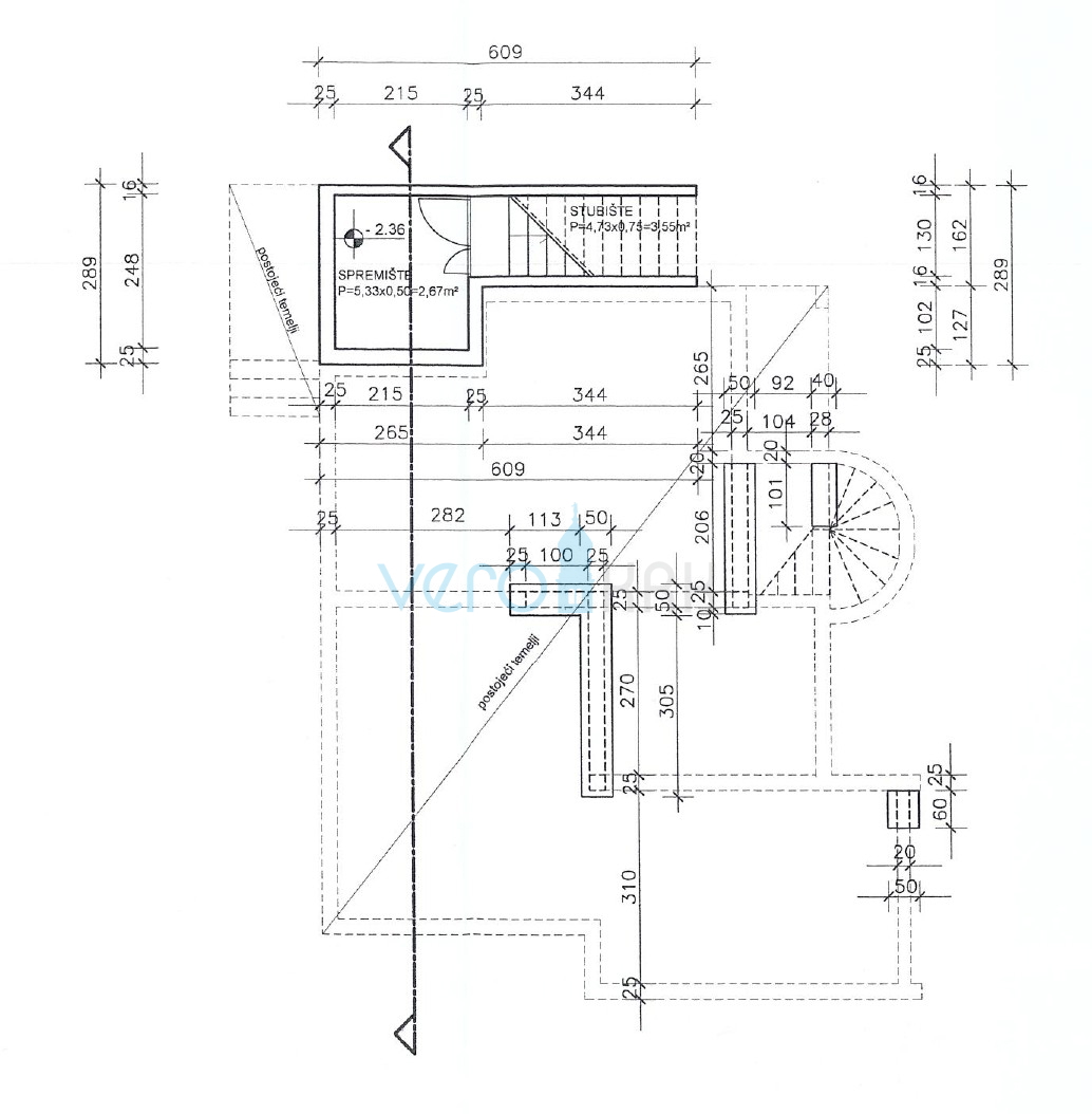 Malinska, otok Krk, villa indipendente con 4 appartamenti, vista, giardino, vendita