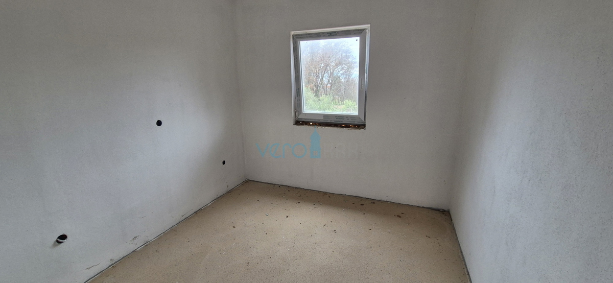 Malinska, otok Krk, villa indipendente con 4 appartamenti, vista, giardino, vendita