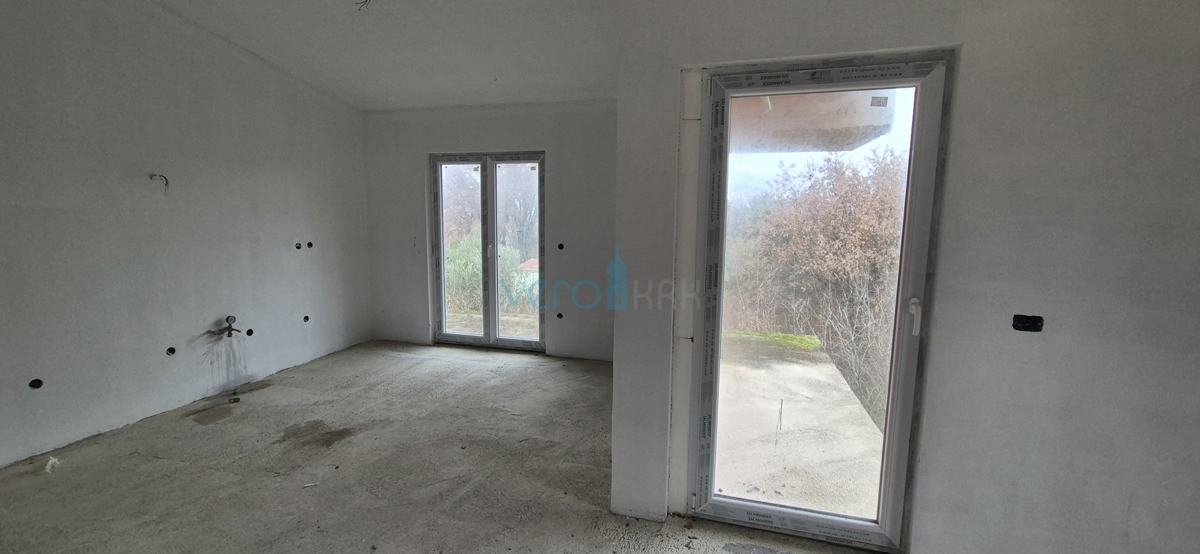 Malinska, otok Krk, villa indipendente con 4 appartamenti, vista, giardino, vendita