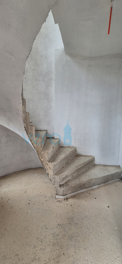 Malinska, otok Krk, villa indipendente con 4 appartamenti, vista, giardino, vendita