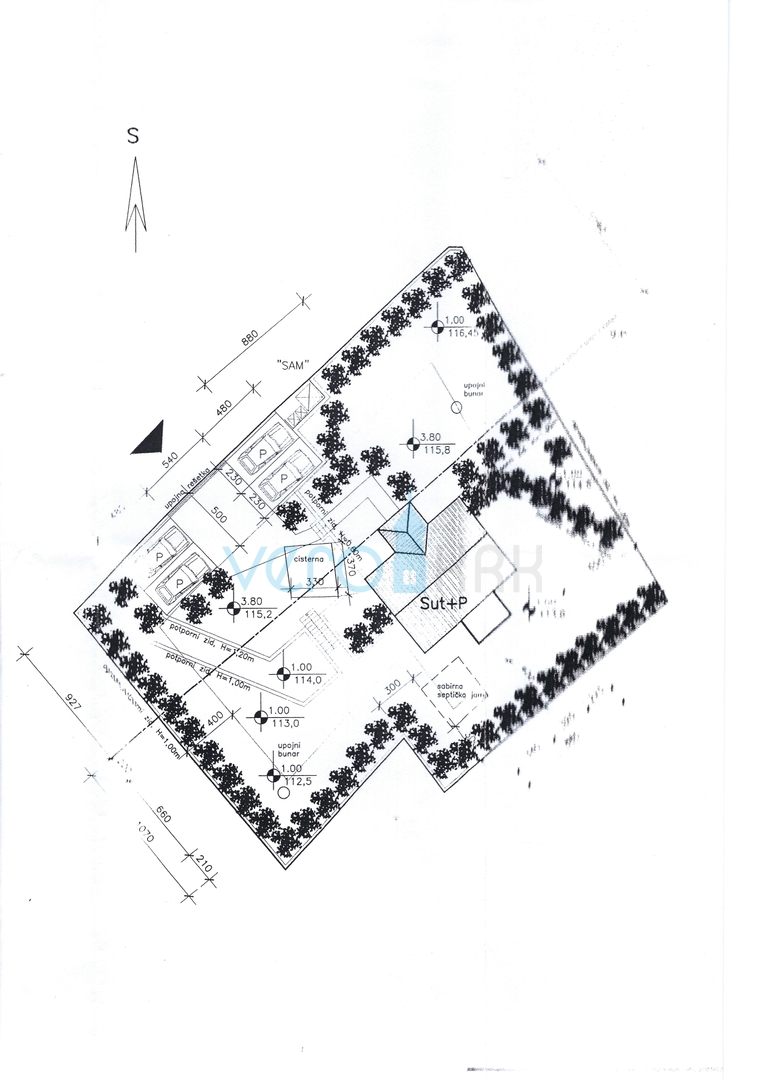 Isola di Krk, città di Krk, area circostante, casa indipendente con due appartamenti su un terreno di 992 m², vista, vendita