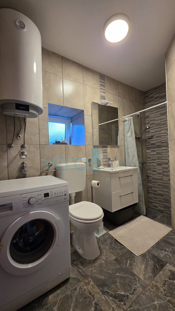 Isola di Krk, Dobrinj, dintorni, Casa in pietra ristrutturata con piscina, in vendita