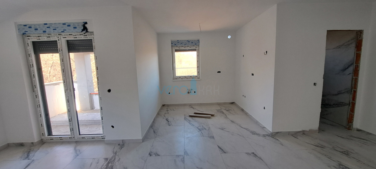 Uvala Soline, isola di Krk, dintorni, appartamento bilocale al 2° piano, 2 terrazze, nuova costruzione, vista, vendita