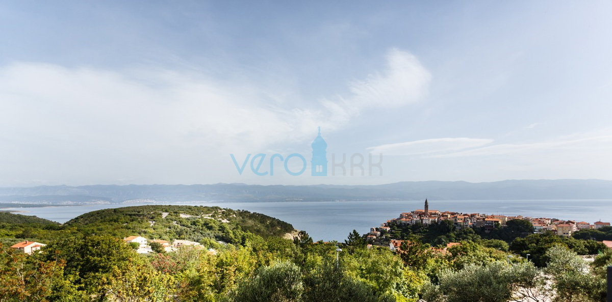 Isola di Krk, Vrbnik, Grande appartamento 93m2 al 1. piano con bellissima vista, in vendita