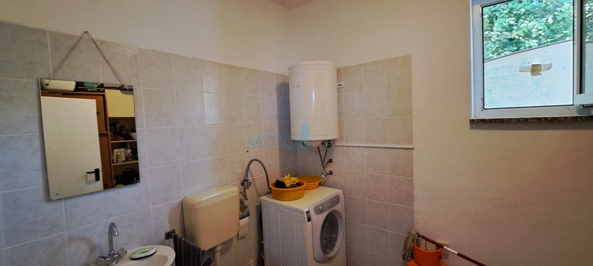 Malinska, dintorni, isola di Krk, casa indipendente, garage, giardino, vendita