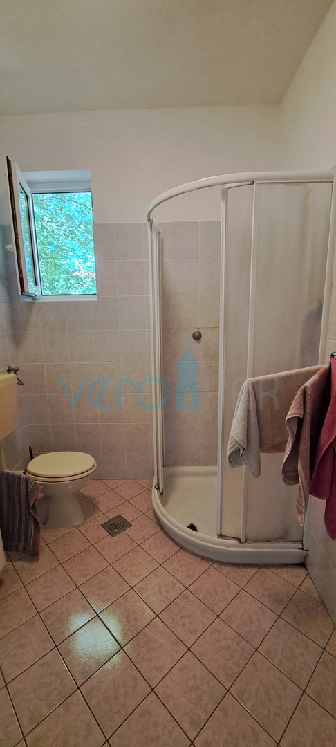 Malinska, dintorni, isola di Krk, casa indipendente, garage, giardino, vendita