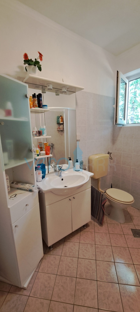 Malinska, dintorni, isola di Krk, casa indipendente, garage, giardino, vendita