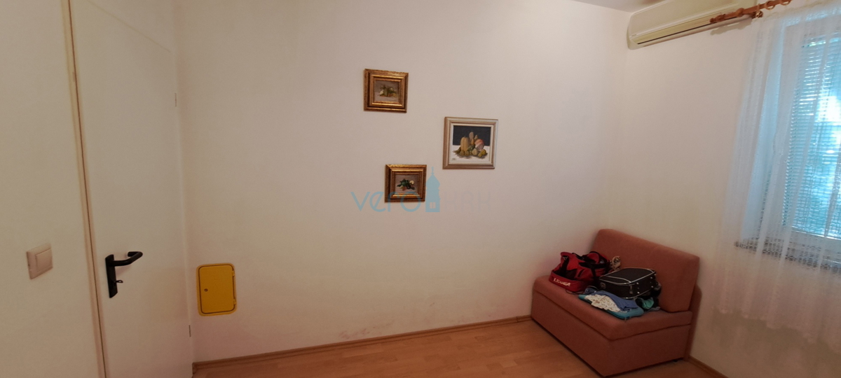 Malinska, dintorni, isola di Krk, casa indipendente, garage, giardino, vendita