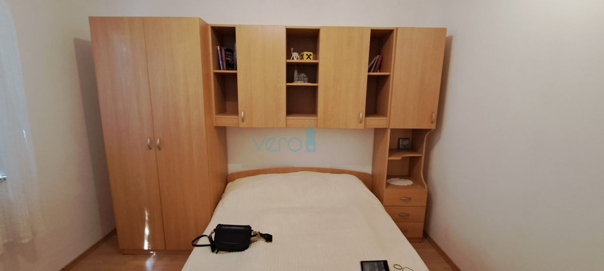 Malinska, dintorni, isola di Krk, casa indipendente, garage, giardino, vendita