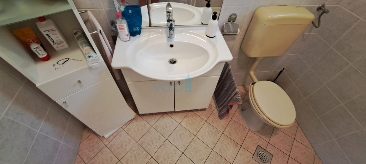 Malinska, dintorni, isola di Krk, casa indipendente, garage, giardino, vendita