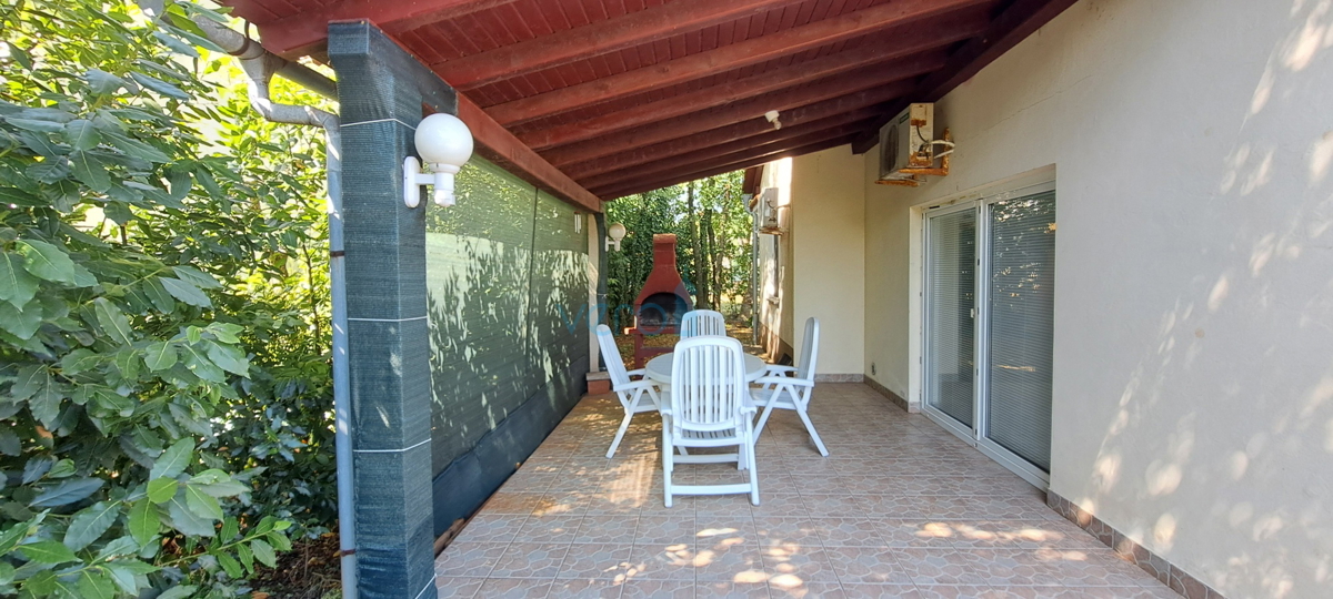 Malinska, dintorni, isola di Krk, casa indipendente, garage, giardino, vendita