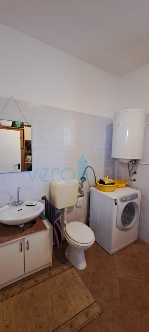 Malinska, dintorni, isola di Krk, casa indipendente, garage, giardino, vendita