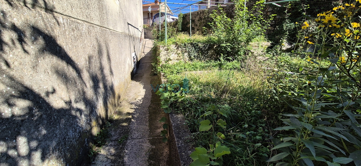 Dobrinj, isola di Krk, casa indipendente in pietra, vista mare, terrazza, taverna, in vendita