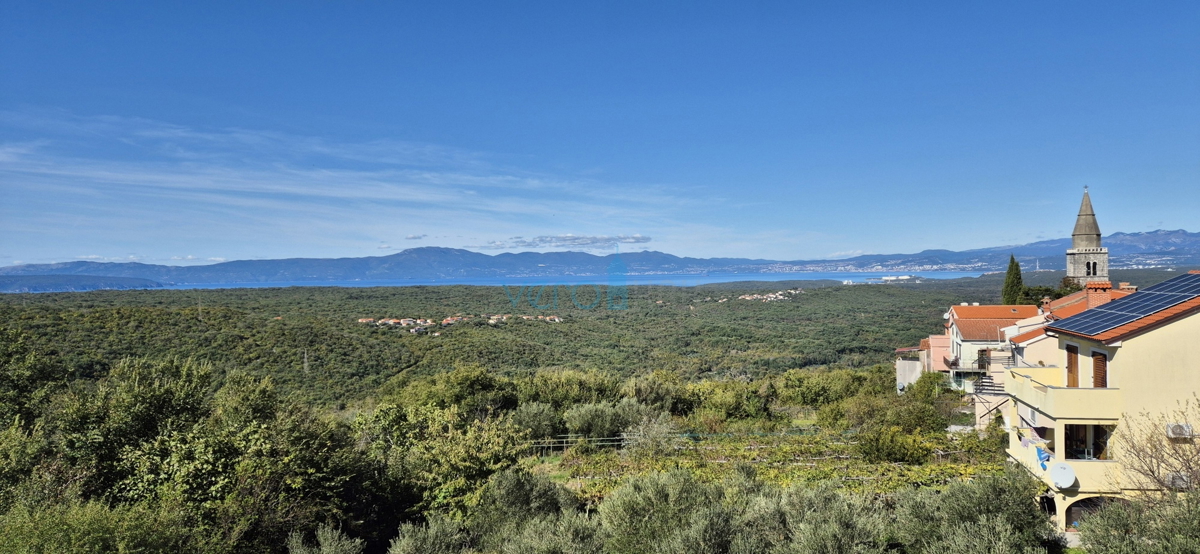 Dobrinj, isola di Krk, casa indipendente in pietra, vista mare, terrazza, taverna, in vendita