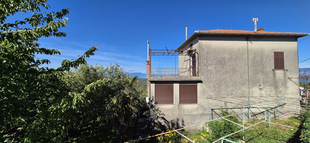 Dobrinj, isola di Krk, casa indipendente in pietra, vista mare, terrazza, taverna, in vendita
