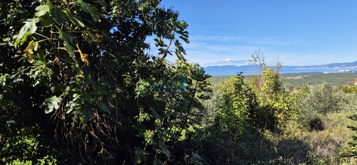 Dobrinj, isola di Krk, casa indipendente in pietra, vista mare, terrazza, taverna, in vendita