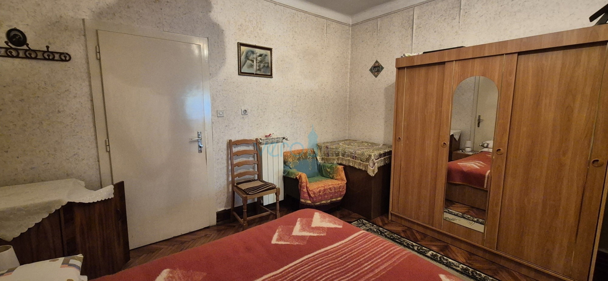 Dobrinj, isola di Krk, casa indipendente in pietra, vista mare, terrazza, taverna, in vendita