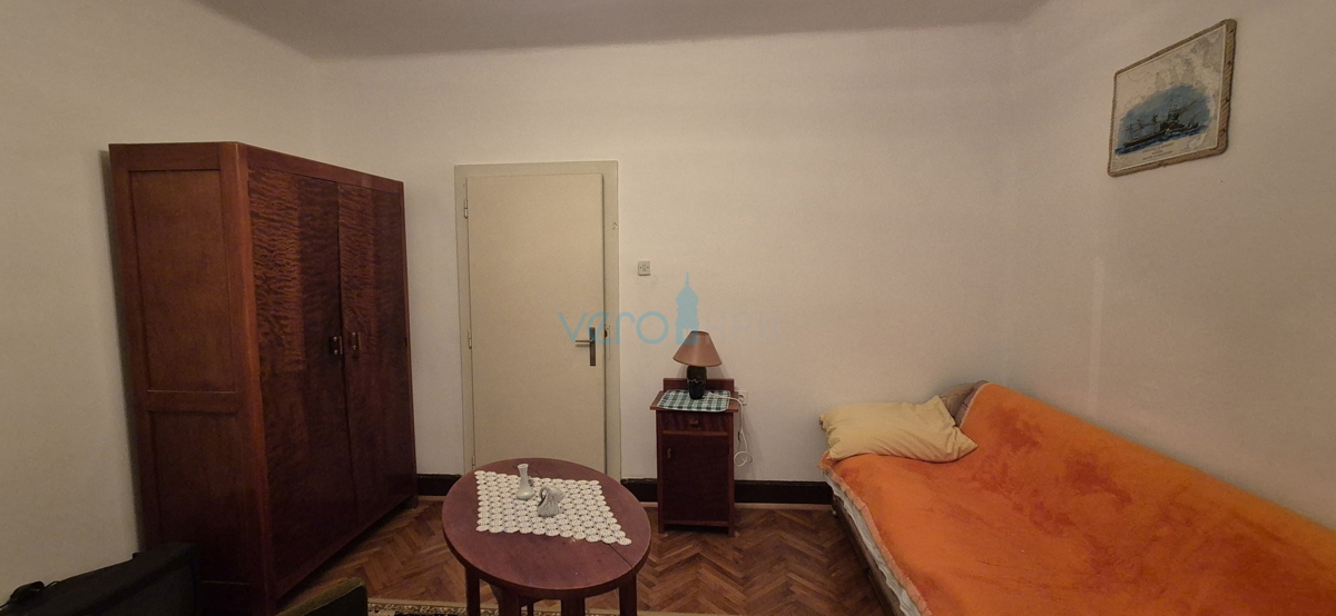 Dobrinj, isola di Krk, casa indipendente in pietra, vista mare, terrazza, taverna, in vendita