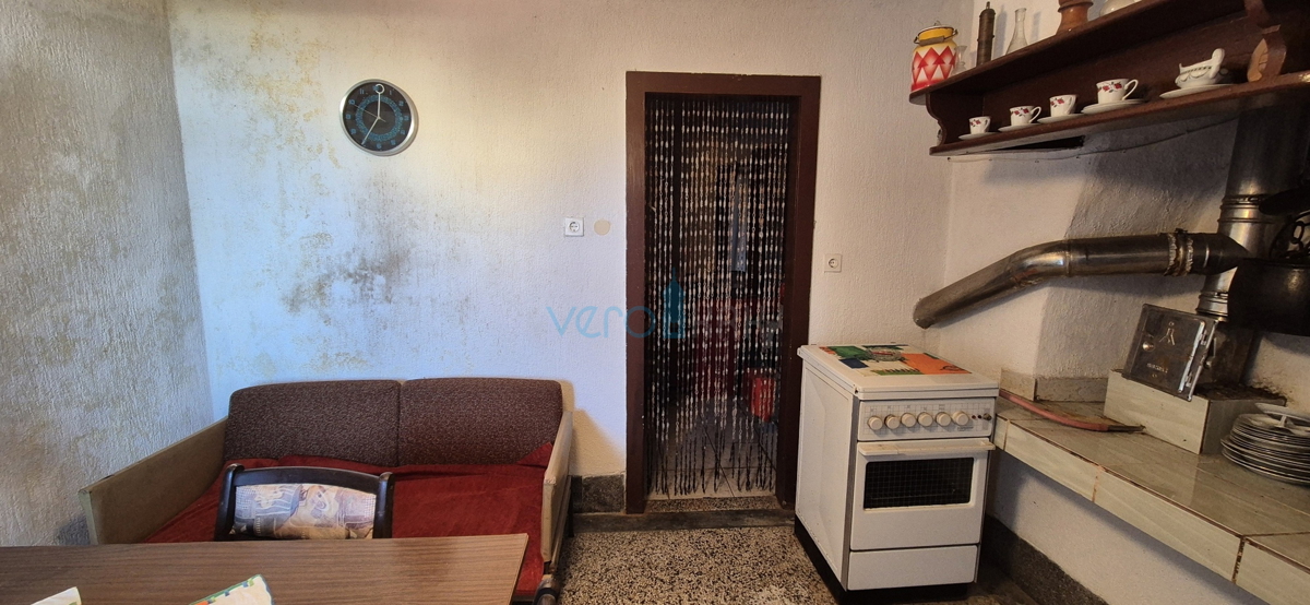 Dobrinj, isola di Krk, casa indipendente in pietra, vista mare, terrazza, taverna, in vendita