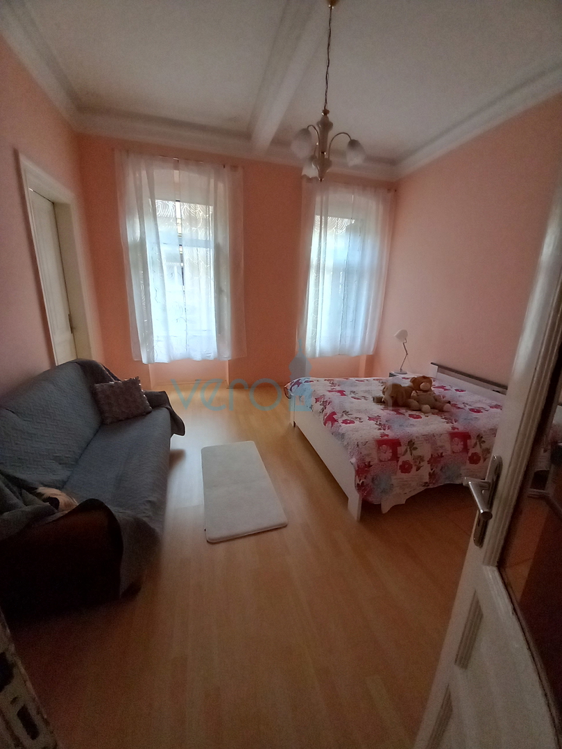 Rijeka, centro, Pomerio, ampio appartamento quadrilocale di 97 m2 al secondo piano