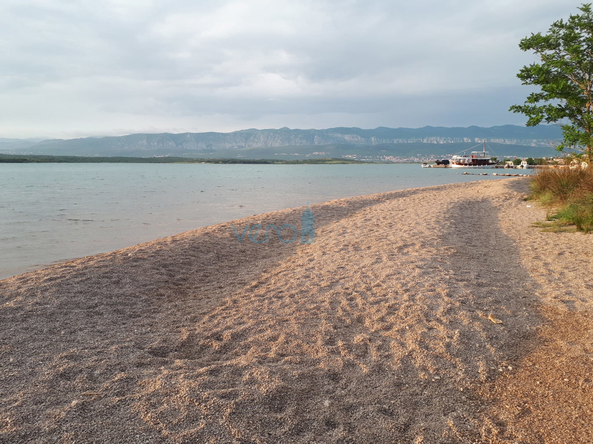 Bai Soline, isola di Krk, appartamento bilocale al piano, vista, nuova costruzione, in vendita