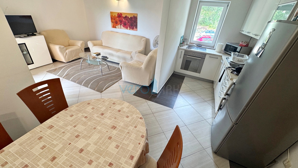 Isola di Krk, baia di Soline, appartamento con due camere, 50 m dal mare, vista, in vendita