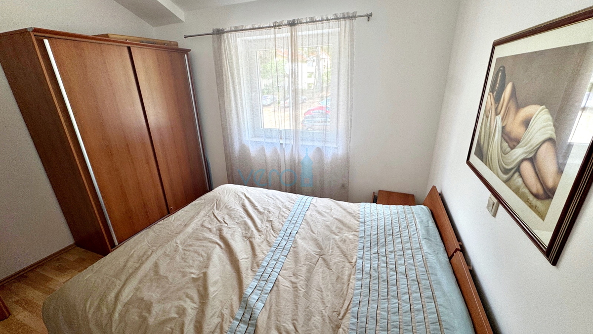 Isola di Krk, baia di Soline, appartamento con due camere, 50 m dal mare, vista, in vendita