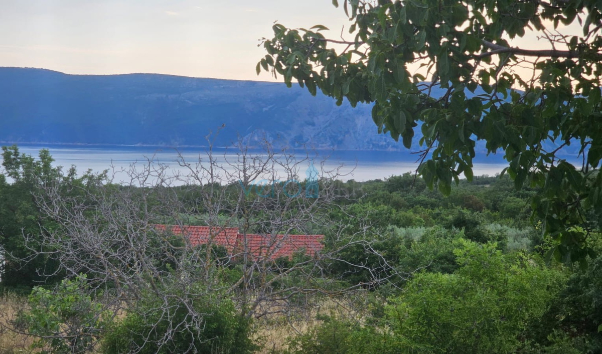 Isola di Krk, città di Krk, zona circostante, casa indipendente, 110 m2, vista mare, terreno 980 m2, vendita