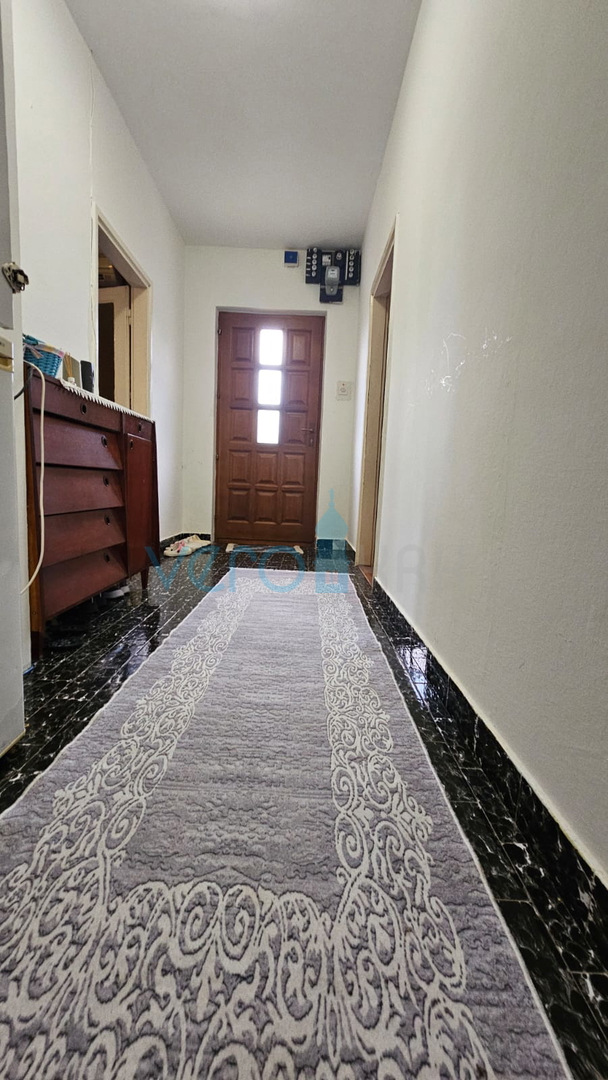 Isola di Krk, città di Krk, zona circostante, casa indipendente, 110 m2, vista mare, terreno 980 m2, vendita