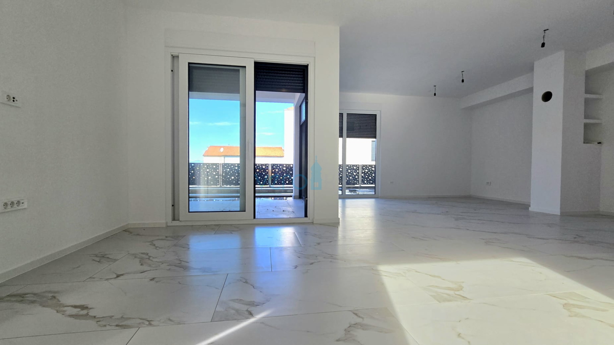 Isola di Krk, Malinska, nuova costruzione, casa moderna con piscina, giardino, vista, vendita