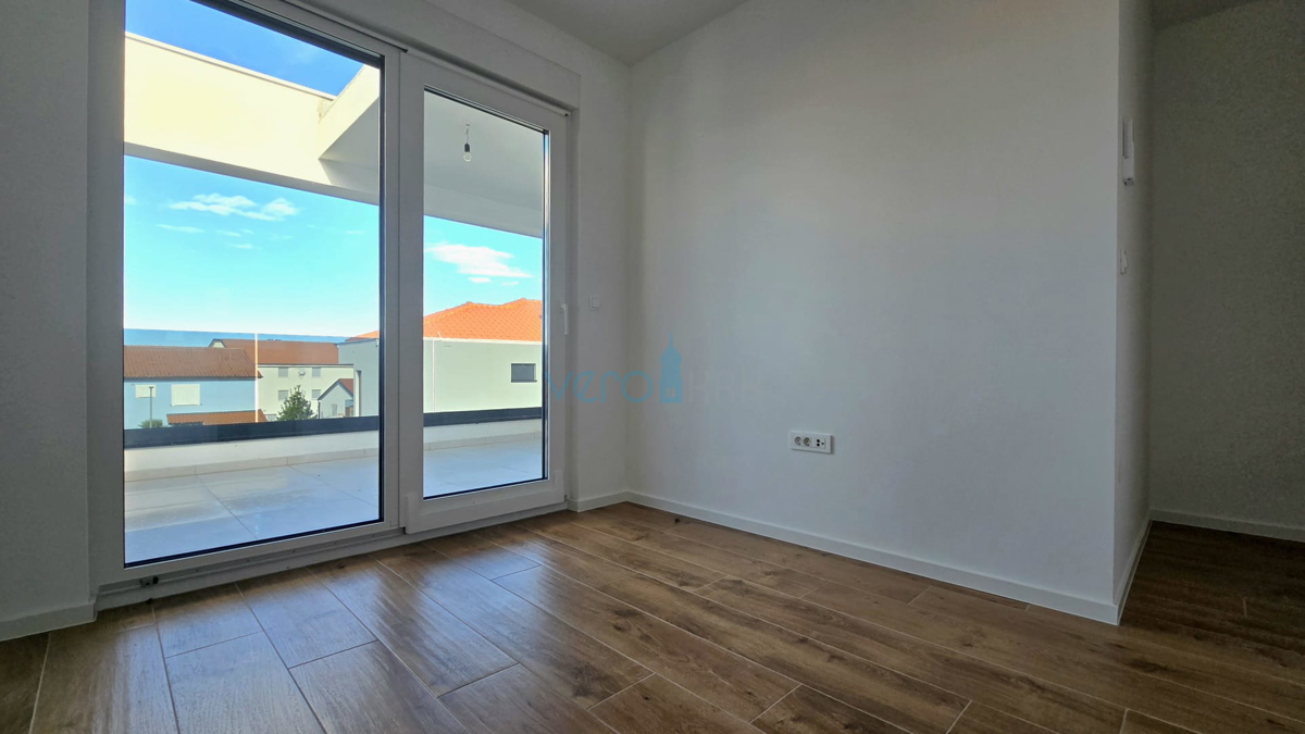 Isola di Krk, Malinska, nuova costruzione, casa moderna con piscina, giardino, vista, vendita