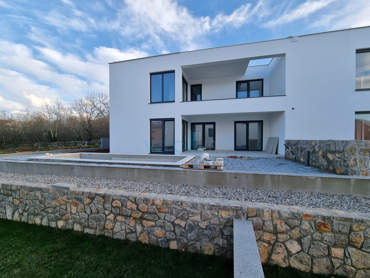 Isola di Krk, Malinska, nuova costruzione, casa moderna con piscina, giardino, vista, vendita