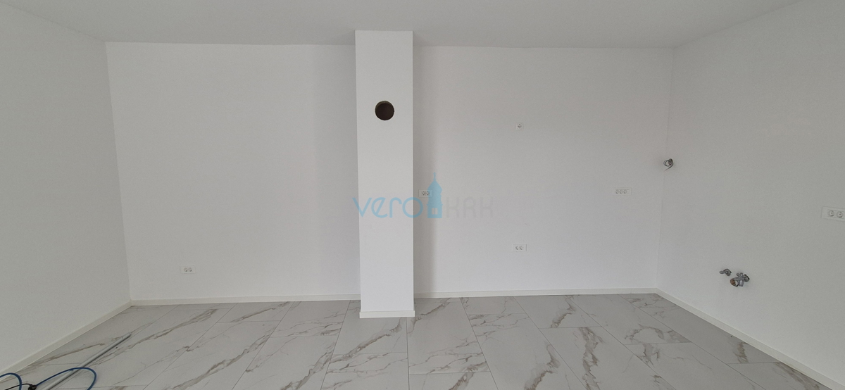 Isola di Krk, Malinska, nuova costruzione, casa moderna con piscina, giardino, vista, vendita