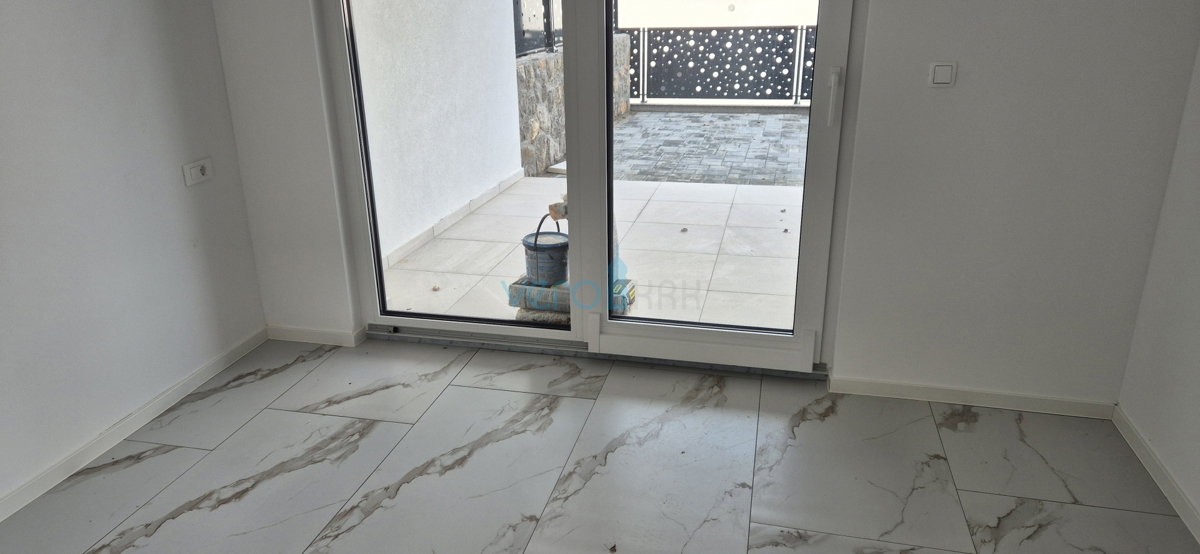 Isola di Krk, Malinska, nuova costruzione, casa moderna con piscina, giardino, vista, vendita